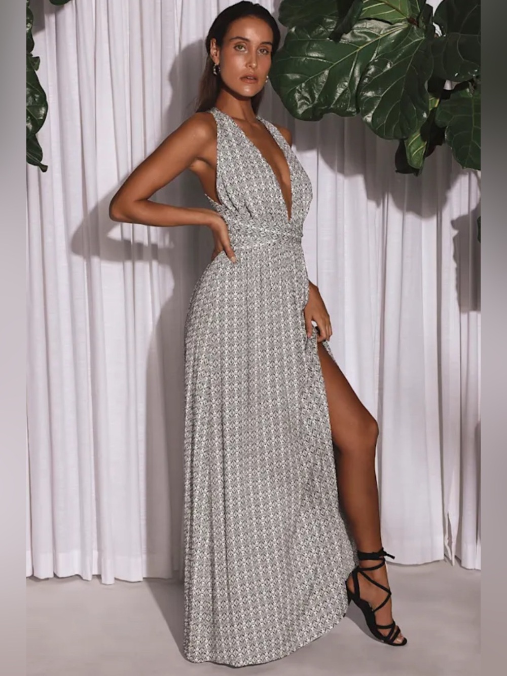 NWT Lulus Casablanca Queen Black and White Print Maxi Dress